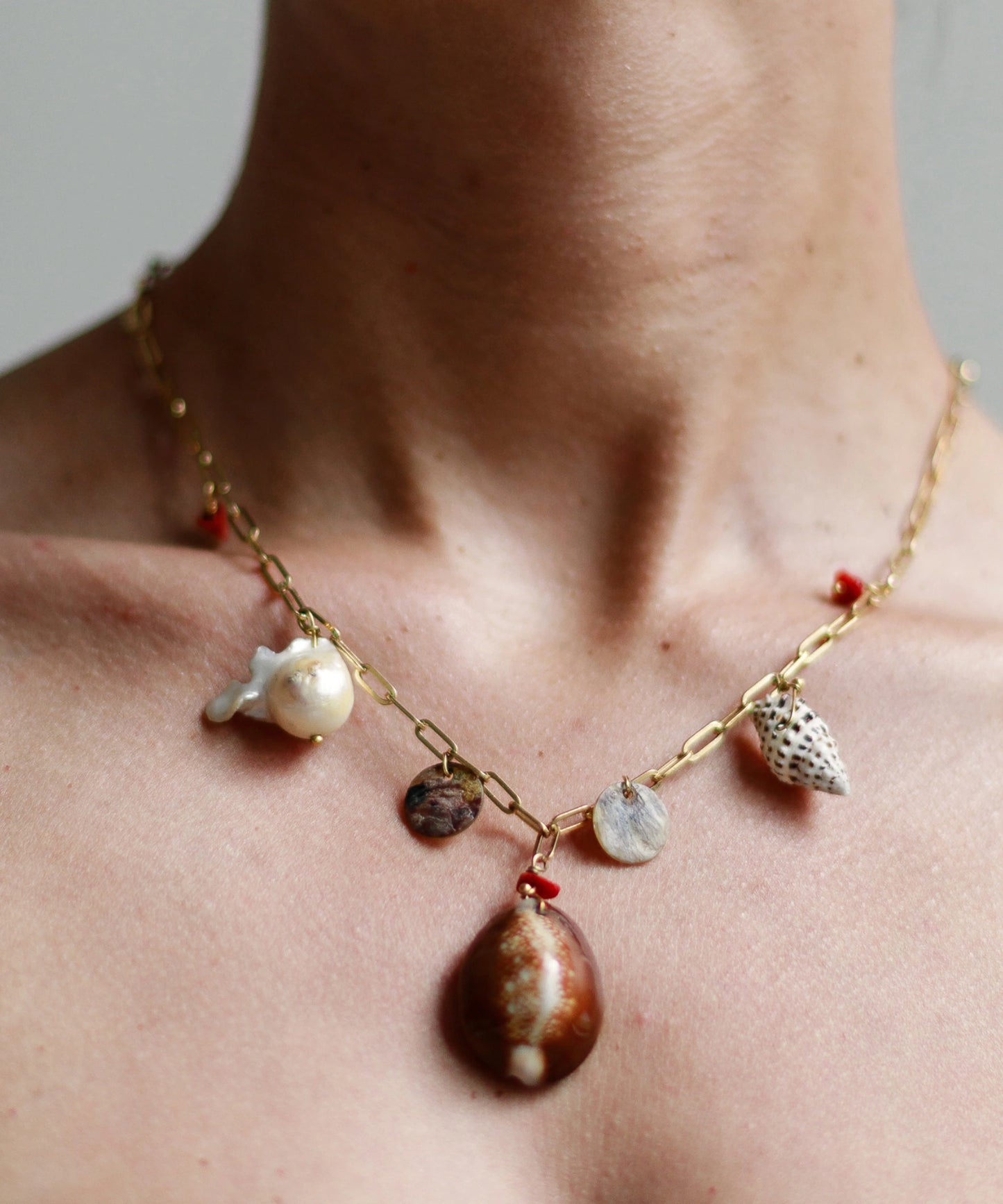 Collar Ana