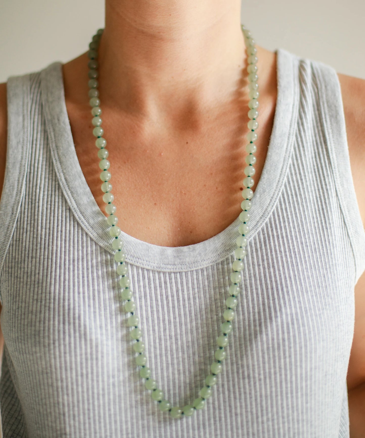 Collar Seribu Jade Long Ice Green