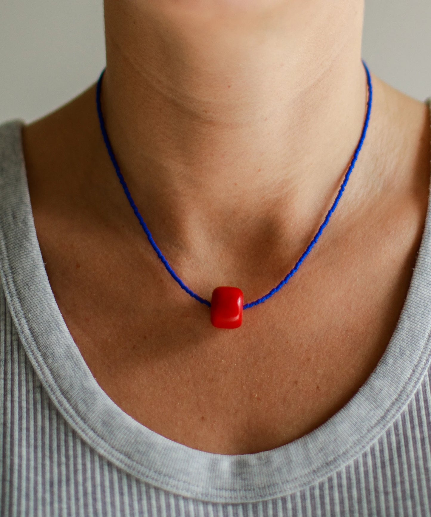 Collar Surigao Coral Klein Blue