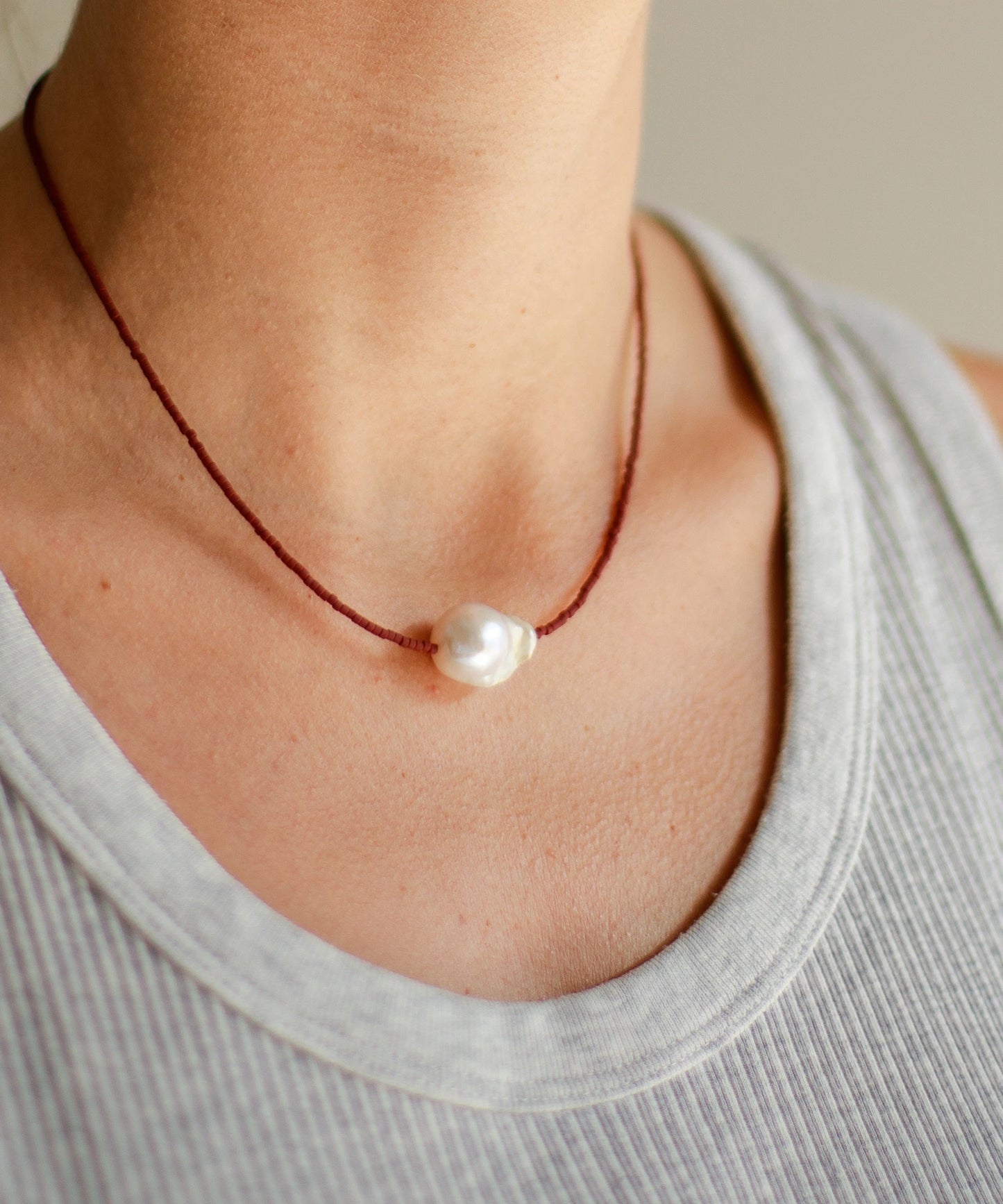 Collar Surigao Pearl and Crystal Beads Brown
