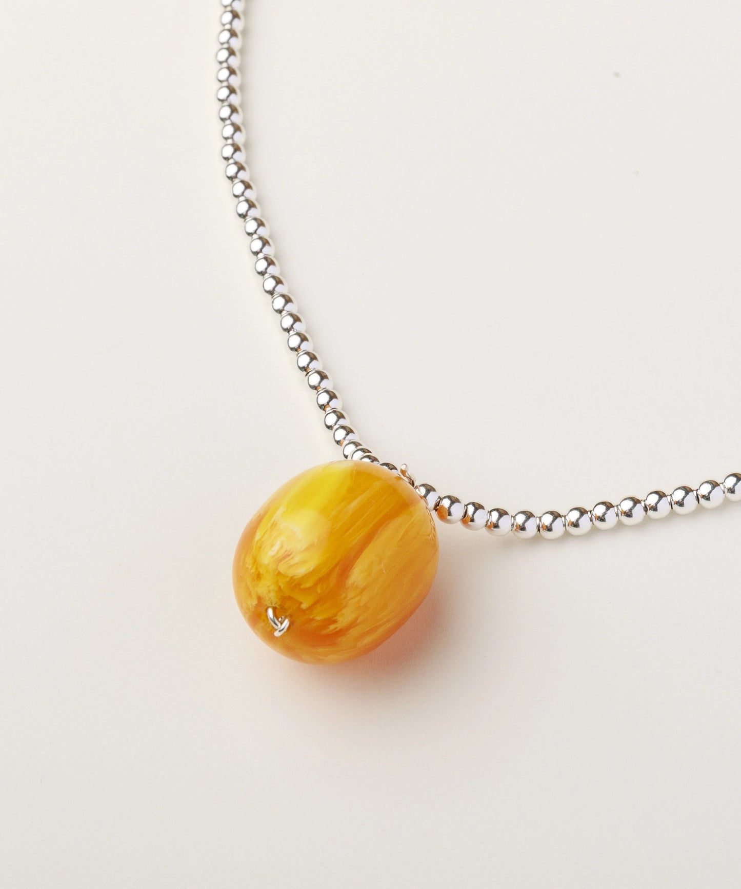 Collar Ambelau Silver Beads Amber Pendant