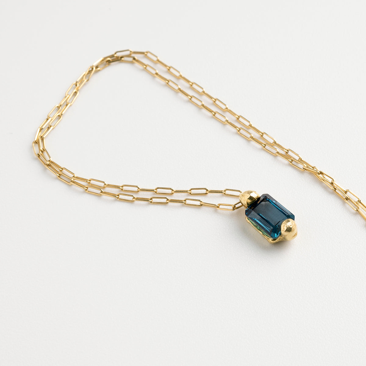 The Bond Necklace