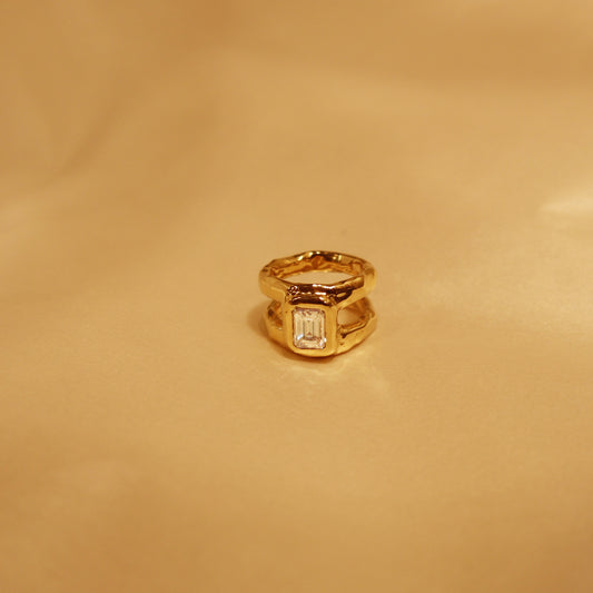 The Bond Ring