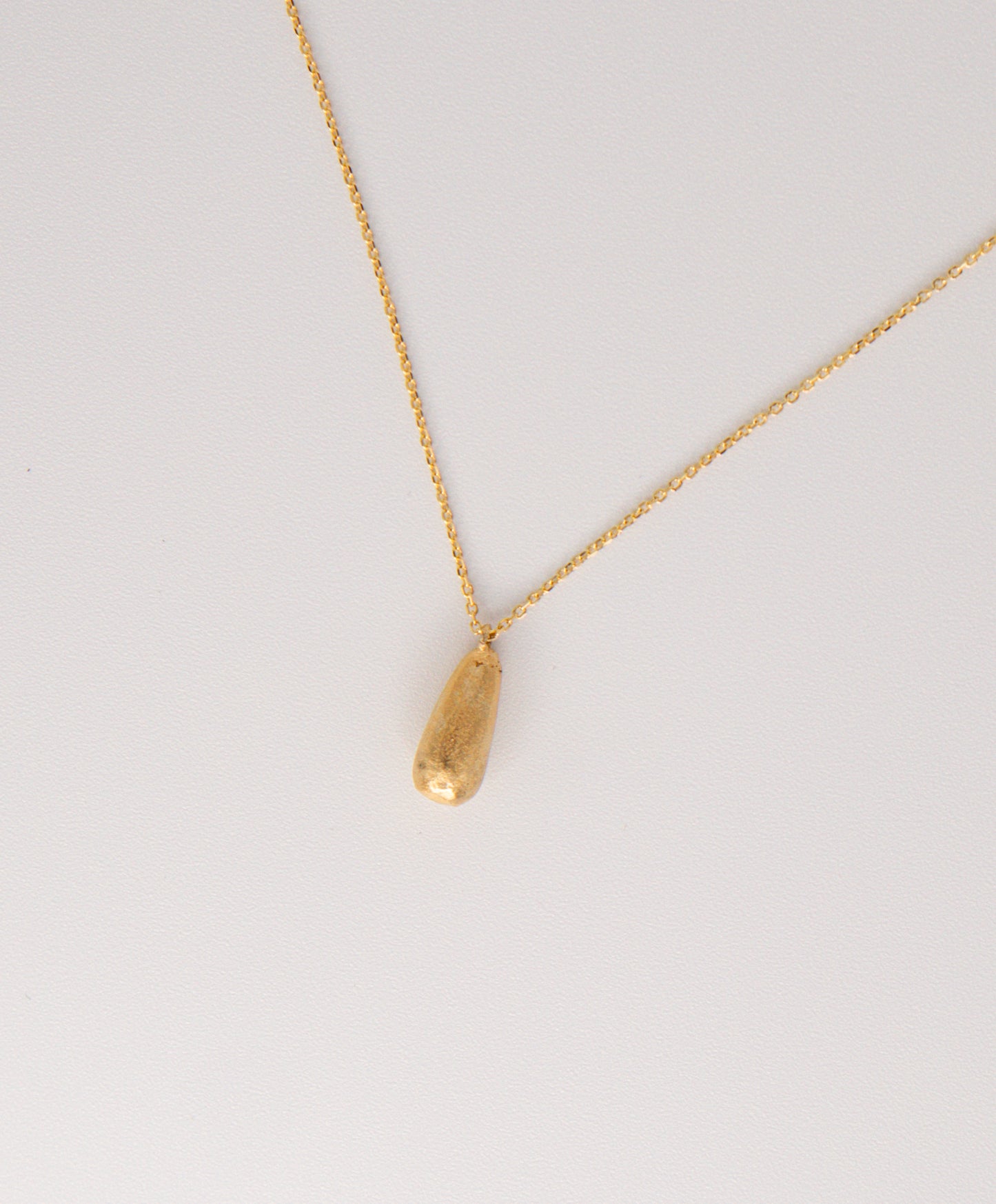 Collar Lágrima C15