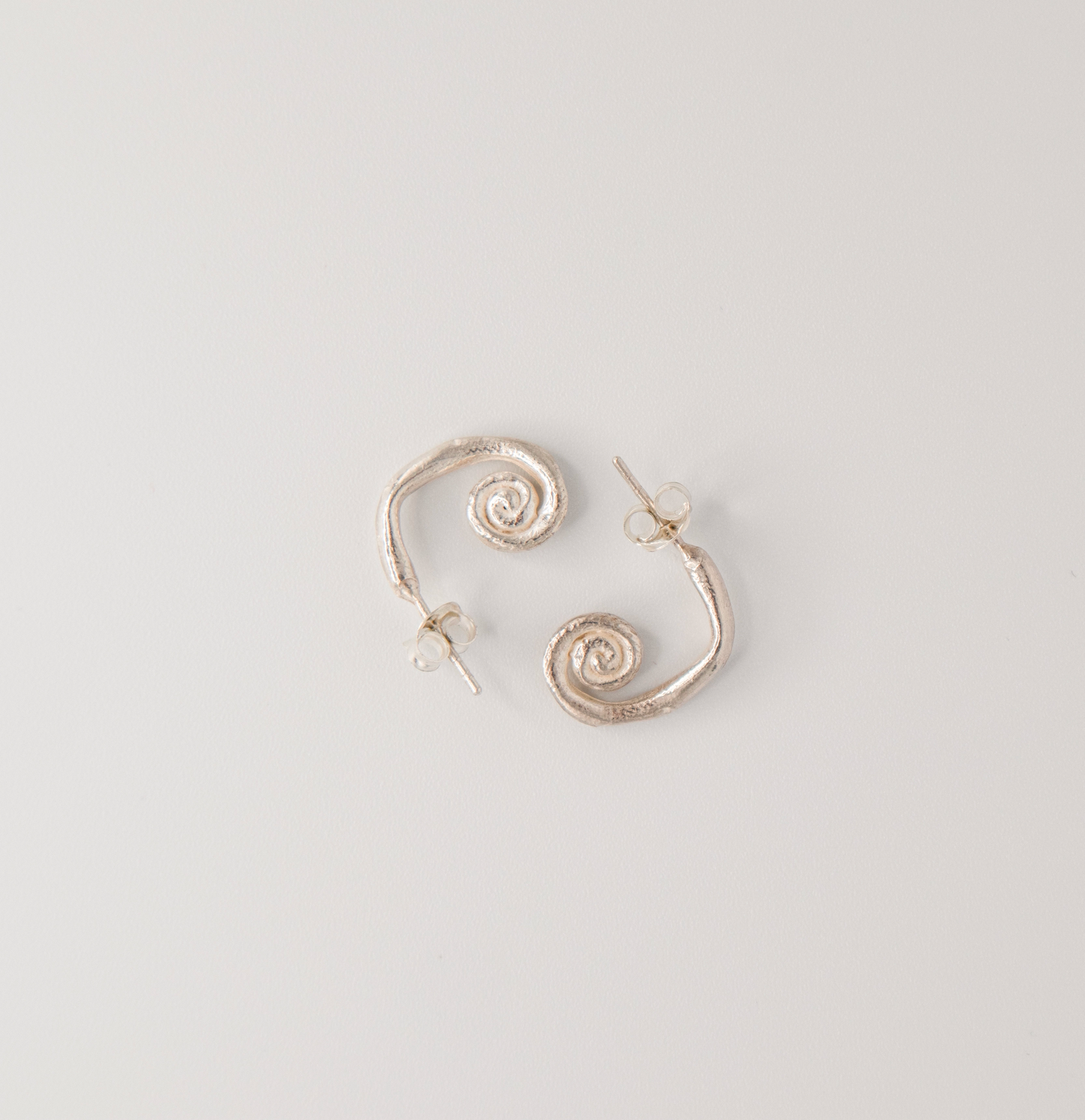 Pendientes Vuelta Plata