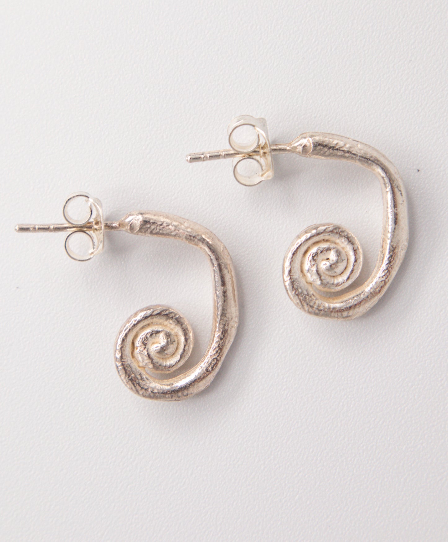 Pendientes Vuelta Plata